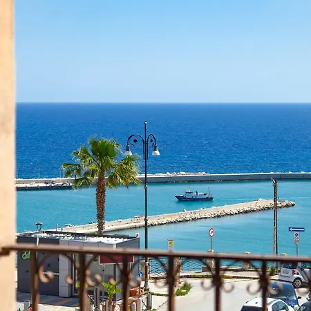 ゲストハウス Torre Del Pardo